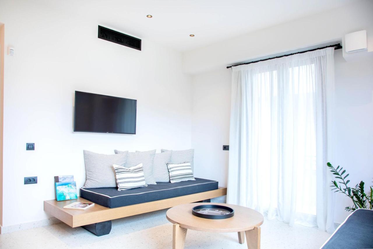 Elmaral Living Experience "Adults Only" Apartment Agia Pelagia Екстериор снимка